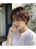 ショートカット×白髪ぼかし、ハイライト×縮毛矯正×髪質改善