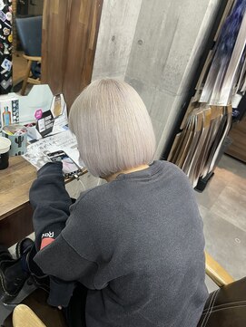 ラフ(LAFF) #黒髪#ボブルフ#ネビージュ#小顔#ワンレン