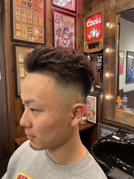 ヘアーデザイン スワロー(hair design Swallow) スキンフェードカット＋パーマ