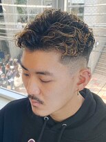 アルファ 新宿(alpha)&nbsp;フェザーパーマ/刈り上げセンターパート/サーフカール[新宿]