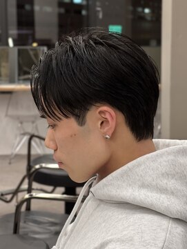 エルマーク 梅田(L-MARK) センターパートニュアンスパーマ韓国カルマパーマコンマヘア