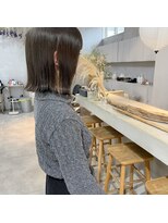 ミント(mint) ボブにオリーブグレージュ!赤み抑えて透明感!