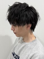 ヒュイル バイ ニアウ(Hwyl by Niau) メンズマッシュウルフミニウルフパーマスパイラルパーマツーブロ