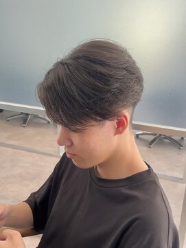 ジーナ 天神(Zina) 【Zina】メンズ/韓国/センターパート/縮毛矯正/福岡/天神/大名