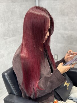 ルイス(L'wis) ボルドーレッド、色持ちの良い赤髪、ブリーチなしカラー