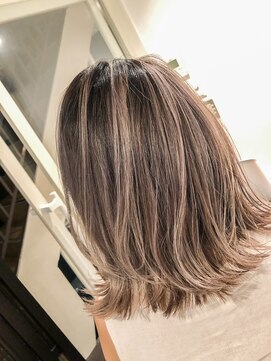 ユアーズヘア 新宿三丁目店(youres hair) シルキーベージュ×バレイヤージュ