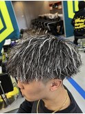 【泉 陽登指名】ホワイトメッシュ×束感ツイストパーマ