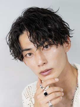 フィフス(fifth) 原宿ツイストスパイラルパーマメンズカットセンターパート