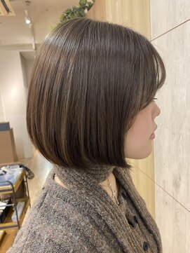 ローグ(Logue) タッセルボブ　切りっぱなしボブ