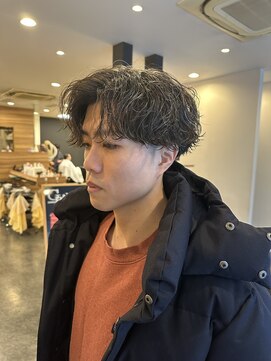 フェース(FAITH) 【藤田翔吾】センターパートスパイラルパーマ