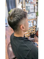 カットスタジオ ビリーヴ 2ブロック
