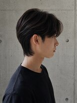 オグジュアリー 表参道(aux.)&nbsp;刈り上げないセンターパート×ナチュラル毛流れパーマ