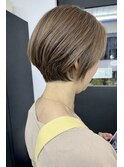 ショートボブ
