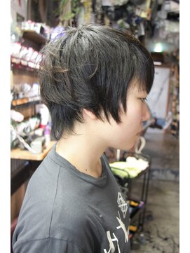 オーバーキャプテンネイキッド(OVER CAPTAIN NAKED) 襟足スッキリ*エッジーストリートショート