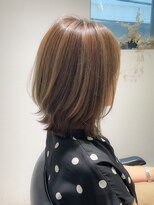 フィーユ(feey) 【大人くびれミディ】武蔵新城 ボブ ハイライト 白髪ぼかし