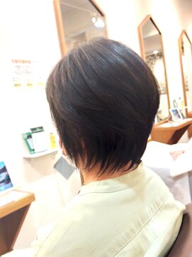 ヘアー グリーン(hair green) 30代40代50代/ショートボブ/大人ショート/大人可愛い