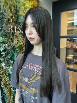 リサプラン(RISA plan) ブリーチなしダブルカラーで叶えるオリーブグレージュ