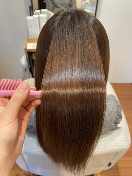 フィー 南越谷2号店(fee) 髪質改善/トリートメント/ヘッドスパ/セミロング/ナチュラル