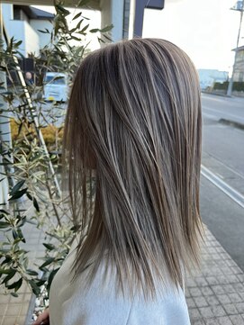 サロンエフ(salon F) グレージュカラー