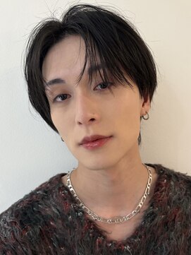 リリット(ReLit) センターパートツーブロックアップバングサーフカールマッシュ