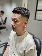 宮川理髪店 アイロンパーマ×スキンフェードクロップスタイル
