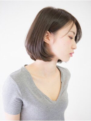 シンプルでも品のあるデザインが大人女性に大好評◎あなたの印象を決める顔周りのカットはcaminoにお任せ！