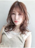 セミディウルフ_ウェーブパーマフォギーベージュ耳かけ_7435