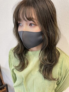 ウル(uLu.) 【透明感】レイヤー×オリーブグレージュ☆