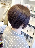 うるツヤベージュ×くびれショートボブ