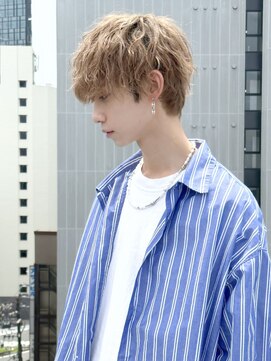 ロンド ローガン 名駅(Lond LOGAN) アイロン風パーマ メンズカット 名古屋 眉毛