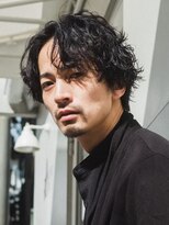 オルト(Altn)&nbsp;大人の波巻きスパイラルパーマミディアムロングメンズカットヘア