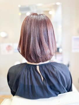 アーリアエスウーノ(A:ria es uno) ボブ/ベビーピンク/ベージュピンク