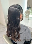 編み込みカチューシャのハーフアップ