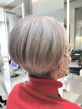 ザザ 高田馬場(ZA/ZA) シルエットが綺麗なショートボブ