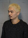 10代20代カットブリーチバズカットメンズショートパーマ