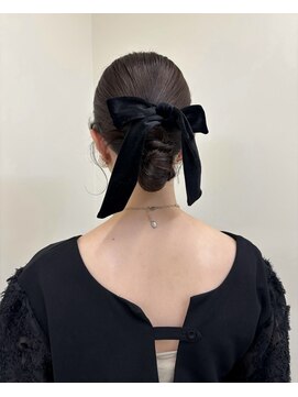 ピコット(P cott) タイトなカチモリシニヨン