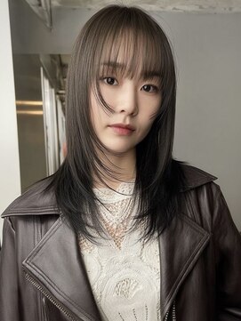 ネハス ナガオカ(nehus.nagaoka) xカット//ホワイトグレージュ/レイヤーカット/チェリーブラウン