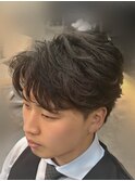 韓国へアカルマパーマワックスなしセンターパート黒髪ウルフ