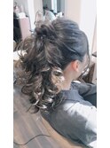 ポニーテールアレンジ