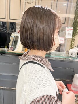 キャンバス バイ ネオリーブ 横浜西口(Canvas by neo.) ミニボブ　ぷつっとボブ　まろやかベージュ