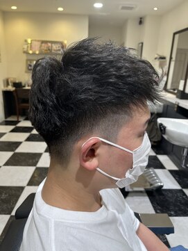 ルシードスタイル クリザンテーム 5ミリ刈り上げのジェットモヒカン