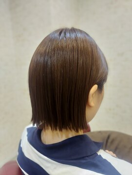 ウィングローリー(WINGLORY) 切りっぱなしボブ