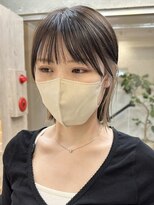 サンク 原宿 表参道(cinq)&nbsp;インナーカラーベージュカラーイヤリングカラーハイトーンカラー