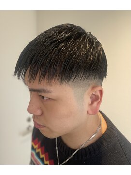 プーロ(Pu-ro) スキンフェード(クロップ)