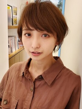 ビュートリアム 青山(BEAUTRIUM) 小顔バング　30代　40代　大人　ショートカット