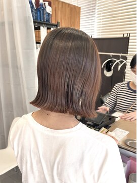 ネオリーブウリ 二子玉川店(Neolive uri) カールセミディシアーカラーレイヤーカット《二子玉川》