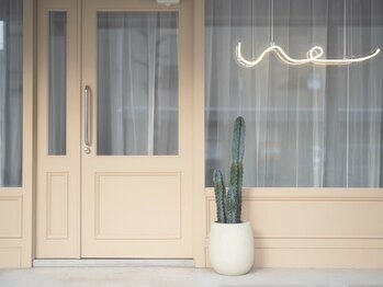 ウノヘアー(UNO HAIR)の写真/年代を問わずリラックスできるアットホームサロン♪似合わせカットや艶カラー、着付けも◎