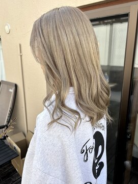 ヘブンリー(heavenly) ミルクティーベージュ/ミルクティーグレージュ/ブリーチ/TOKIO