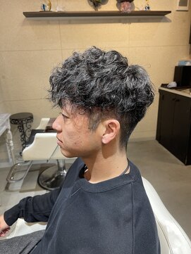 カラリア(COLORIA) 【☆2025 Spring☆】メンズイチオシパーマ！スペインカール☆