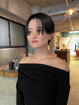 エイミー(amy.) ハッシュカット/パーマ/外ハネボブ/ワイドバング/オン眉